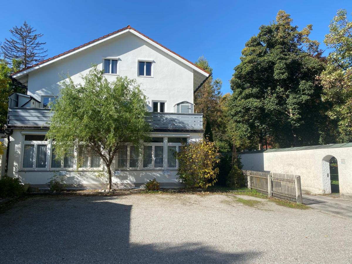 Ferienwohnung Am Franziskanergarten Bad Tölz Esterno foto